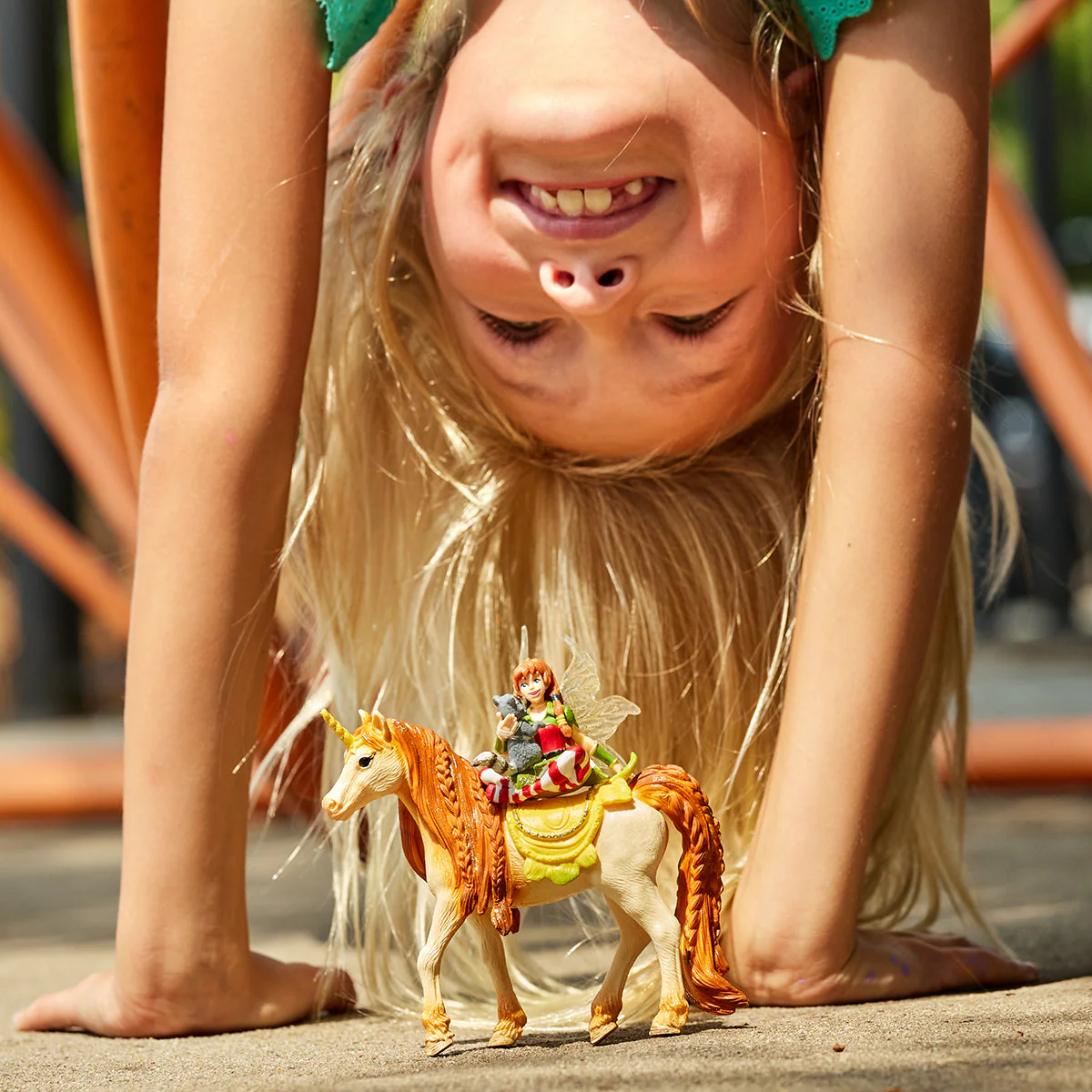 Fairy Marween with glitter unicorn - Image 2